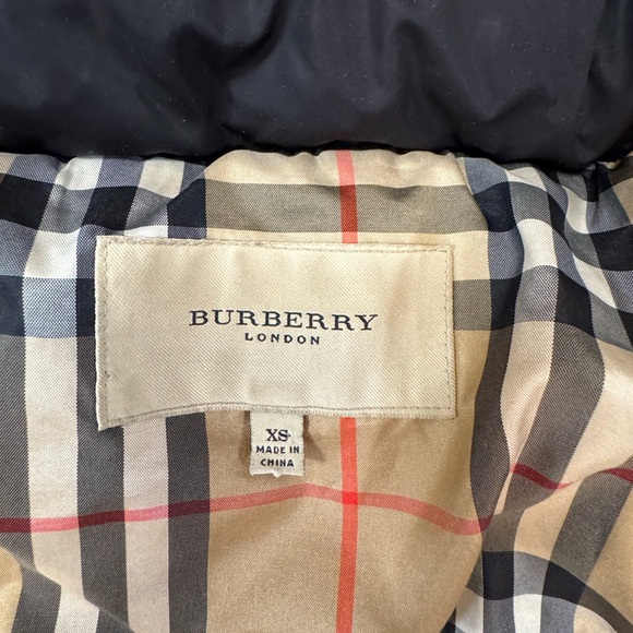 Beige and Red Checkered Jacket - Picture 6 of 8